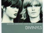 Divinyls-Essential-500x375c